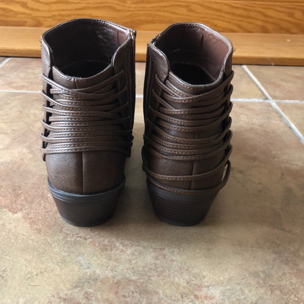 Booties - Picture 4 of 5